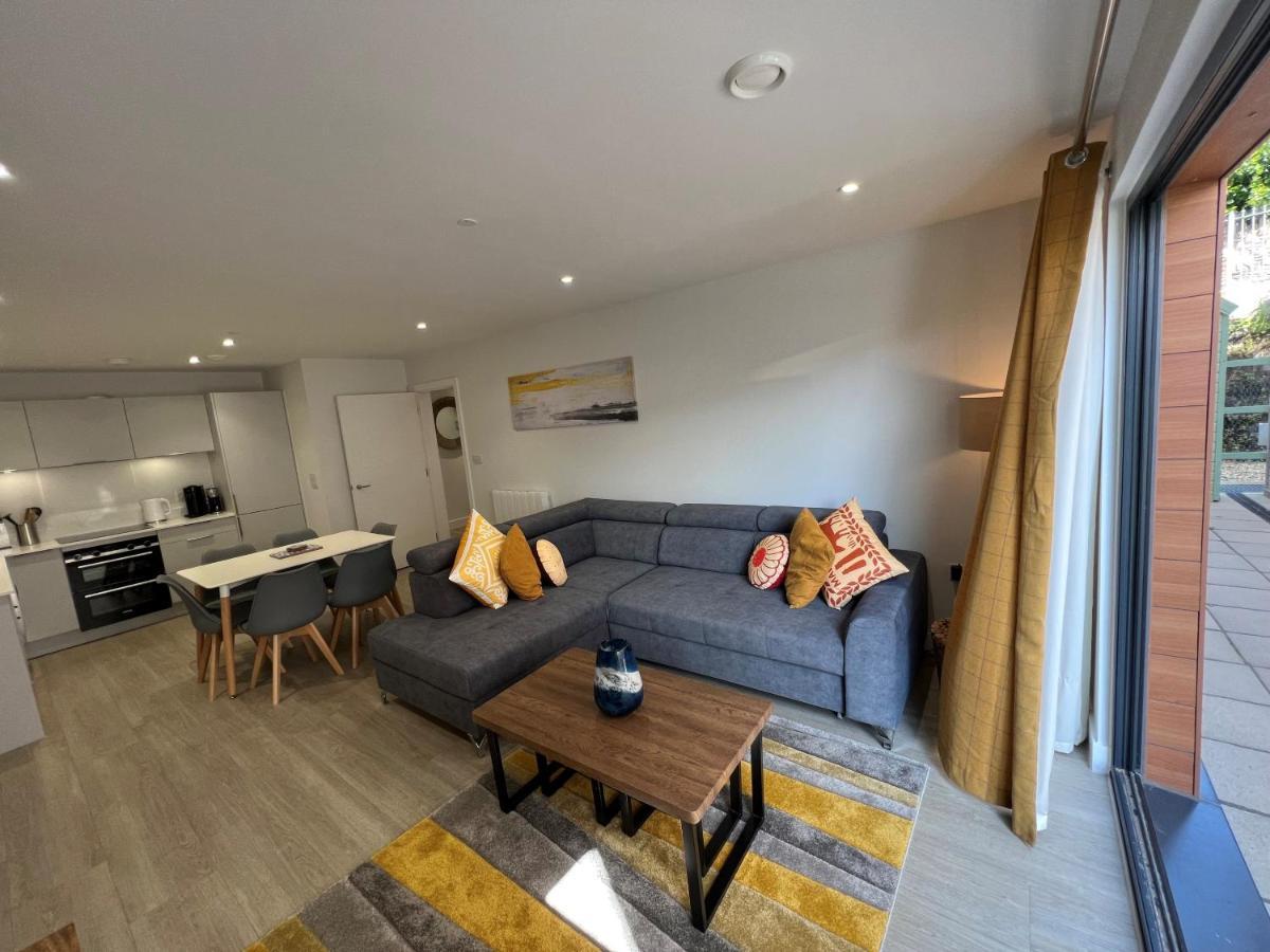 2 Putsborough - Luxury Apartment At Byron Woolacombe, Only 4 Minute Walk To Woolacombe Beach! Bagian luar foto