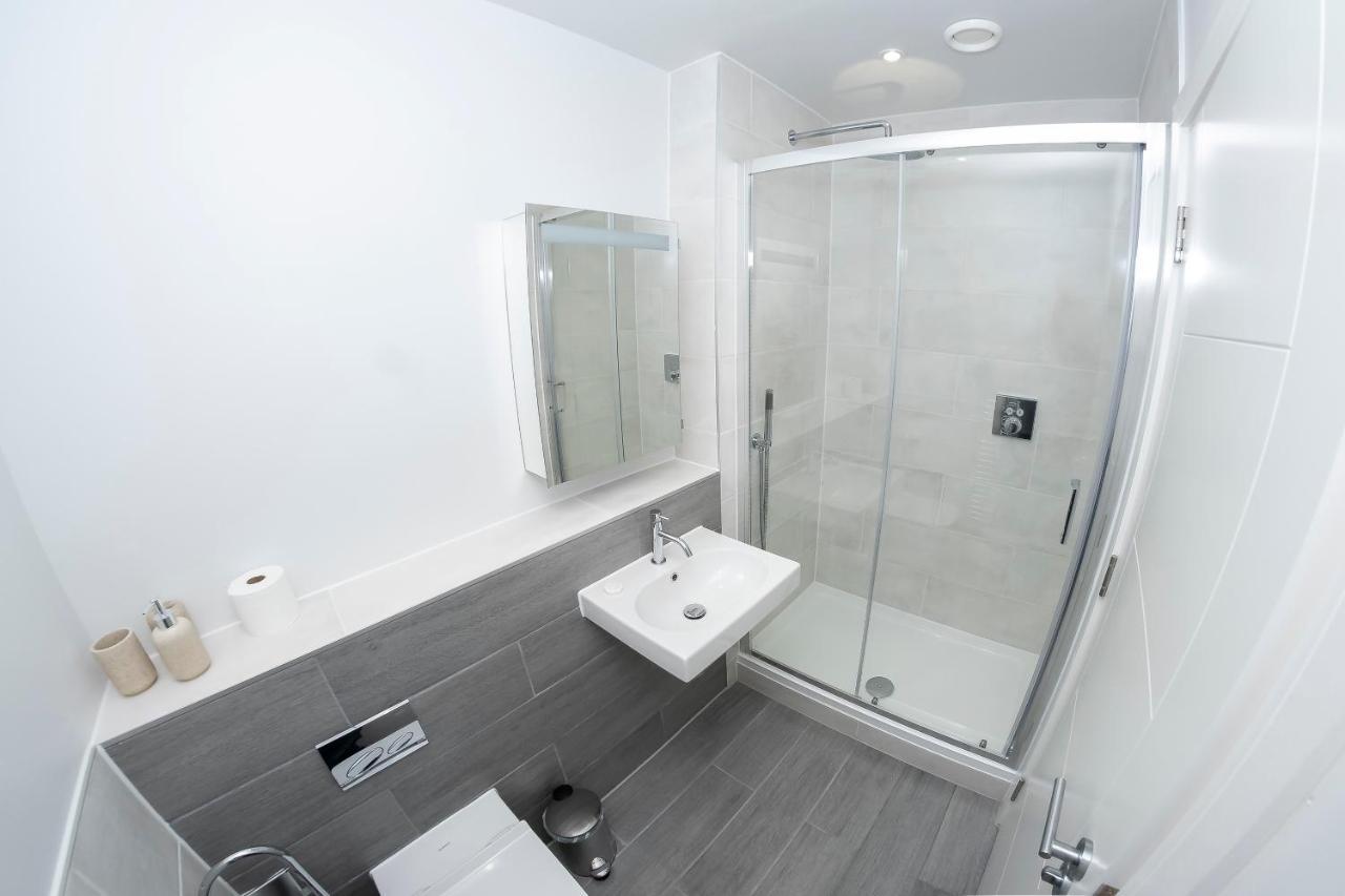 2 Putsborough - Luxury Apartment At Byron Woolacombe, Only 4 Minute Walk To Woolacombe Beach! Bagian luar foto