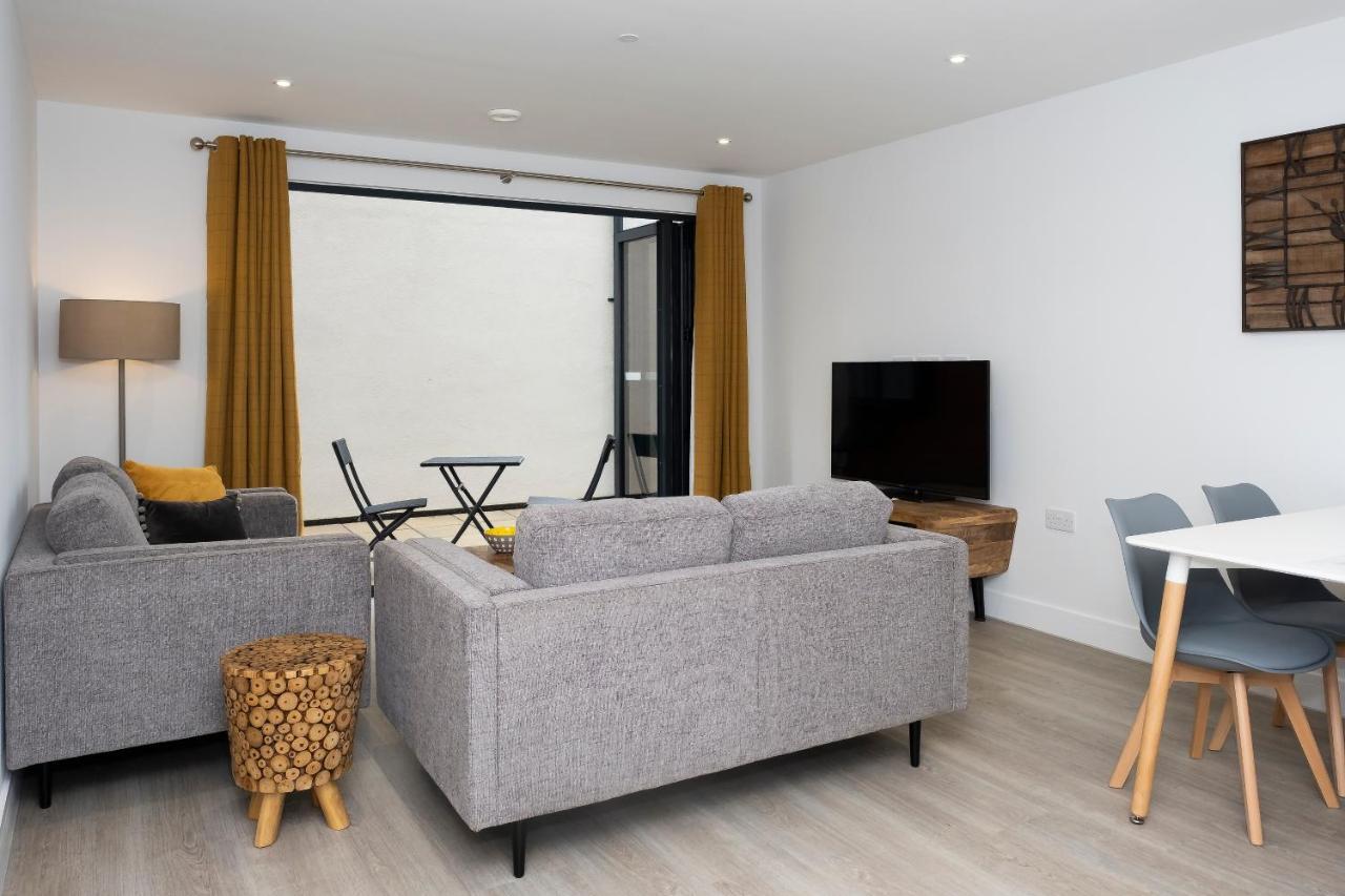 2 Putsborough - Luxury Apartment At Byron Woolacombe, Only 4 Minute Walk To Woolacombe Beach! Bagian luar foto